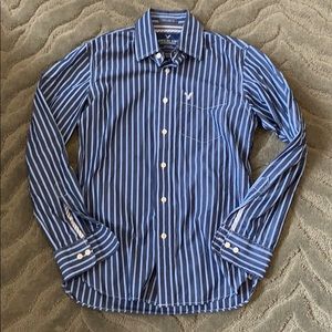 American Eagle button down